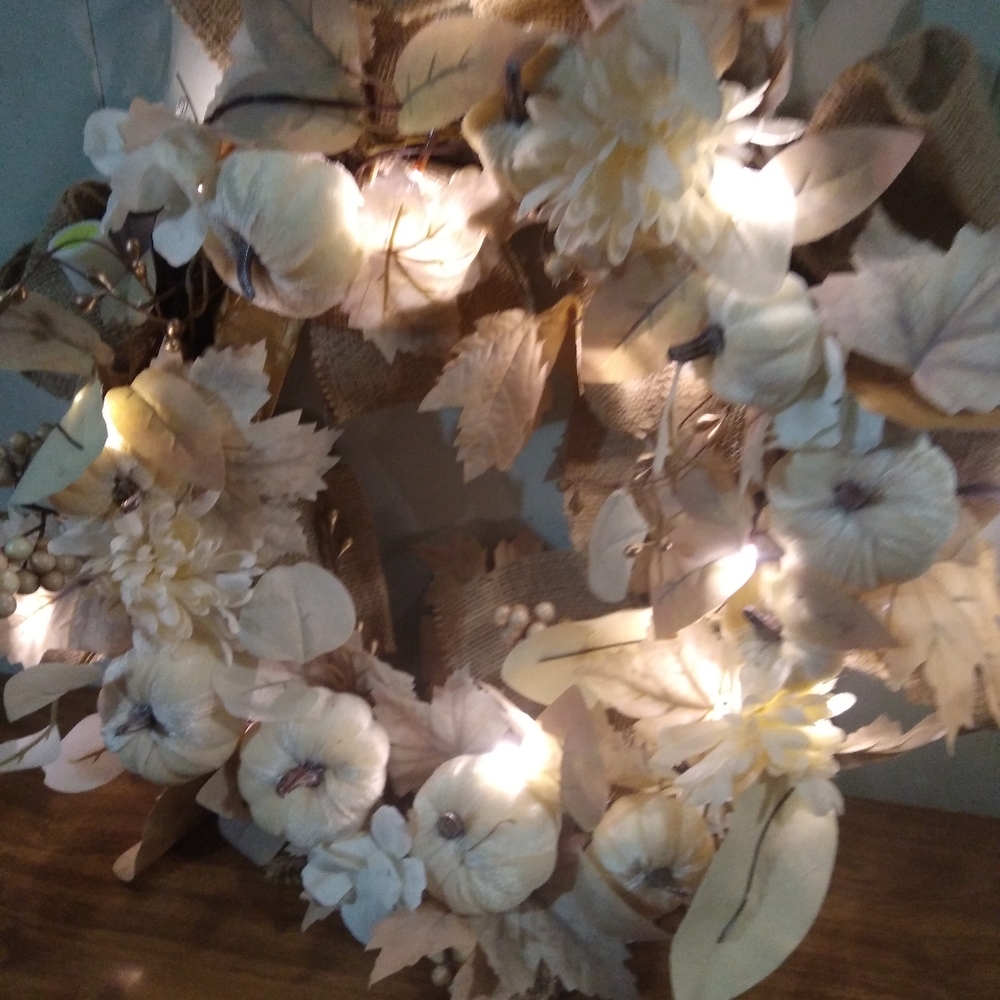 Fall wreath - Picture 2 of 3